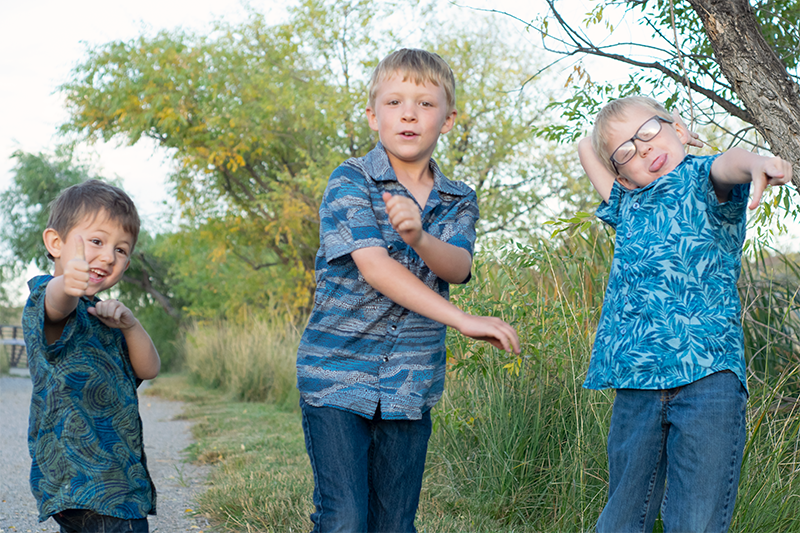 Made by a Fabricista: Casual Button Downs For Boys