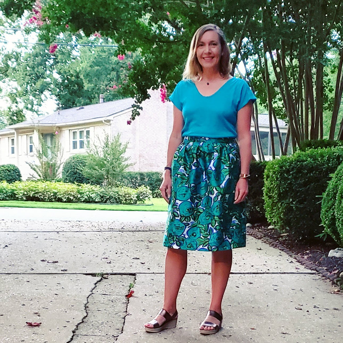 Made by a Fabricista: Floral Shantung Dirndl Skirt (Simplicity 8211)