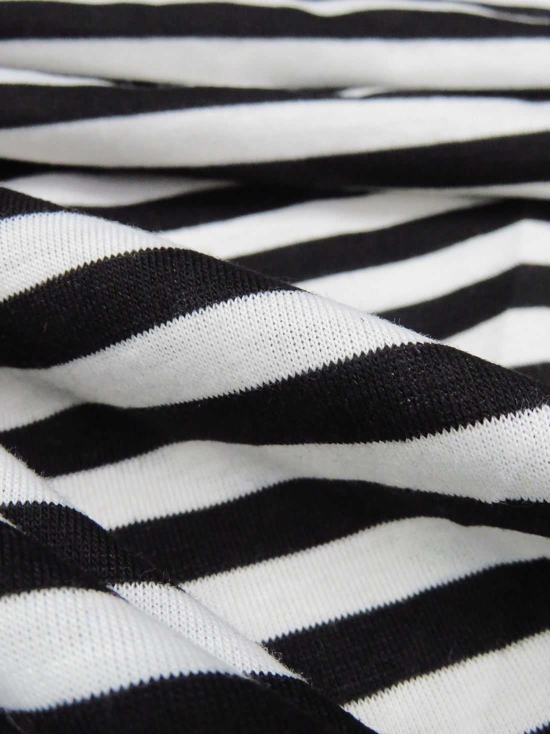 Black/White 100% Polyester Horizontal Stripe Jersey Knit 56W