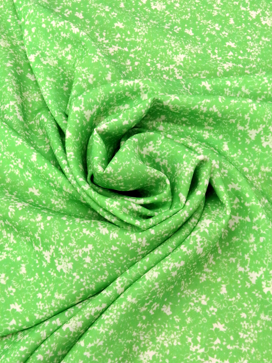 Bright Lime/Off-White 100% Polyester Clustered Floral Print Satin-Faced Blouse Weight Woven 58W