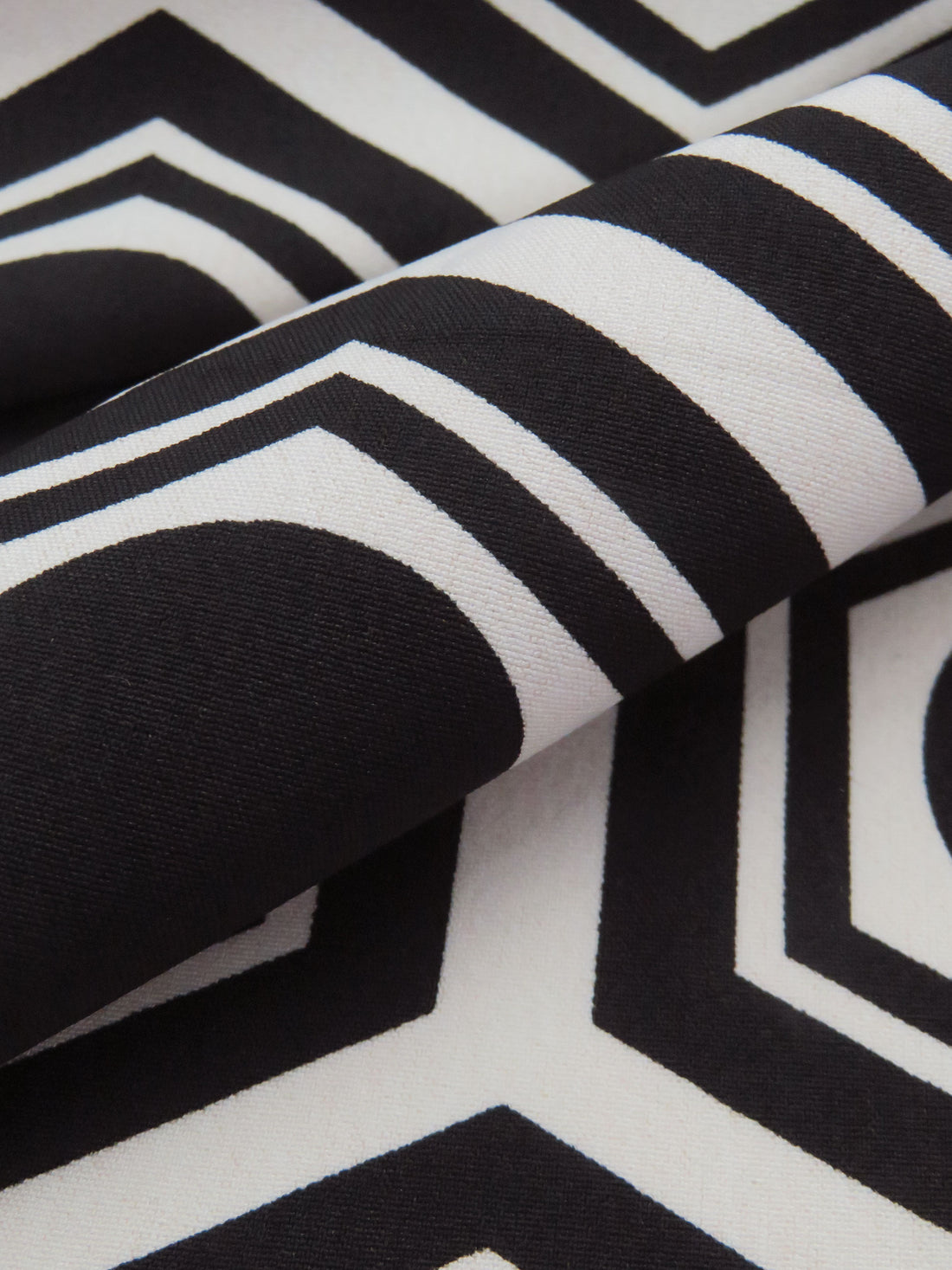 Black/Buff Beige Polyester/Lycra Geometric Print Stretch Shirt-Weight Woven - NY Designer - 60W