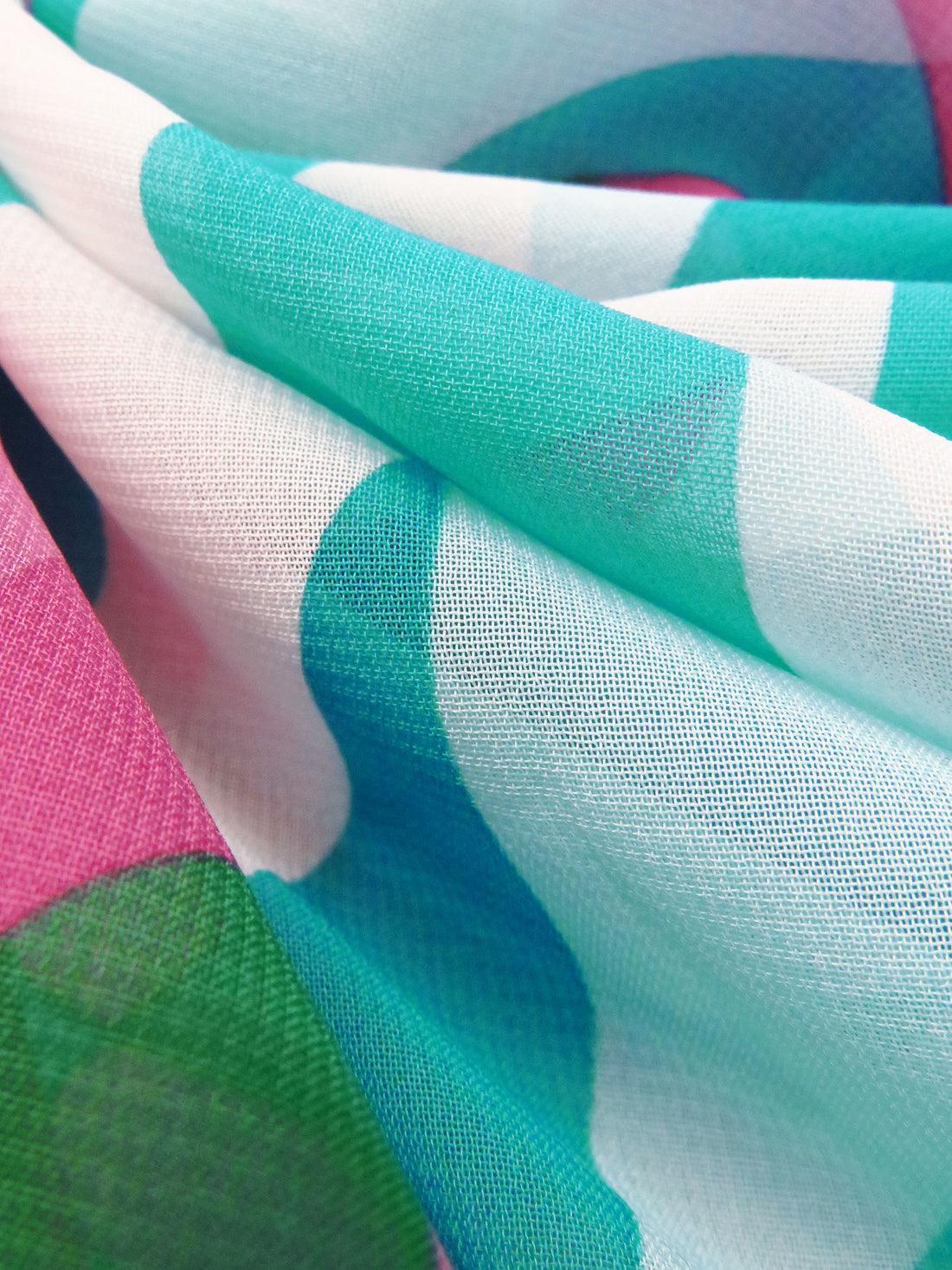 Turquoise Surf/China Pink/Dark Spring Green/White 100% Polyester Abstract Waves Print Chiffon 58W