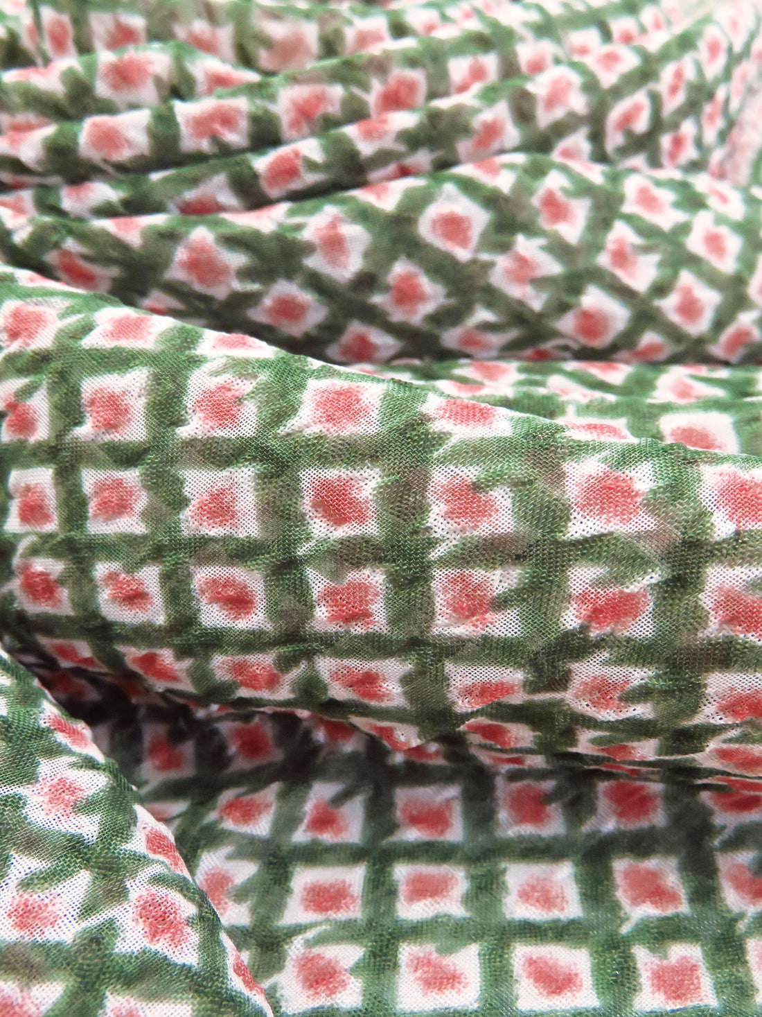 Hunter Green/Off-White/Salmon 100% Polyester Diamond Grid Print Gingham Weave Chiffon 58W