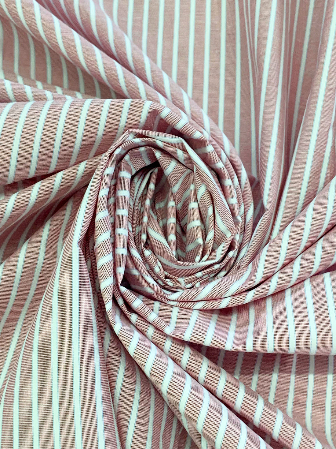 White/Garnet/Pale Cerulean Cotton/Polyester Vertical Fine Oxford Stripe Shirting 60W