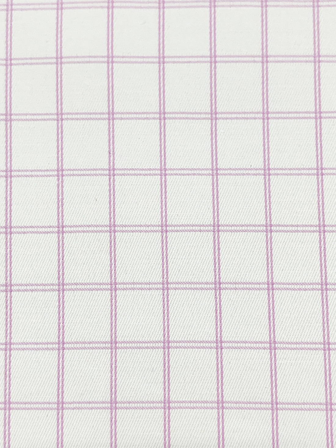 White/Lilac Cotton/Polyester Windowpane Plaid Shirting 58W