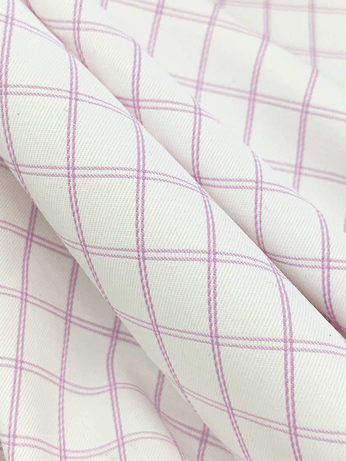 White/Lilac Cotton/Polyester Windowpane Plaid Shirting 58W
