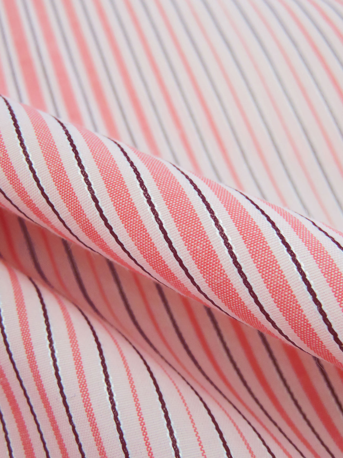 Flamingo/Cherry Pink/Silver/Dark Cabernet Cotton/Polyester Vertical Gradient Stripe Shirting 60W