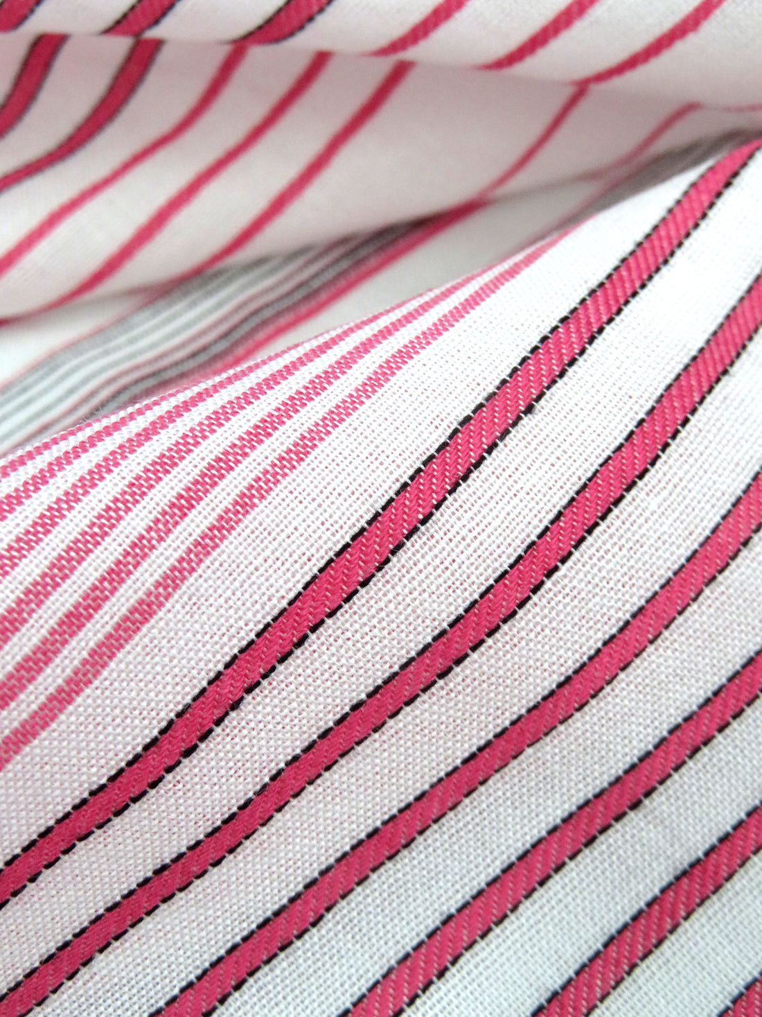 White/Fruit Punch Pink/Black 100% Rayon Horizontal Yarn-Dyed Stripe Challis 56W