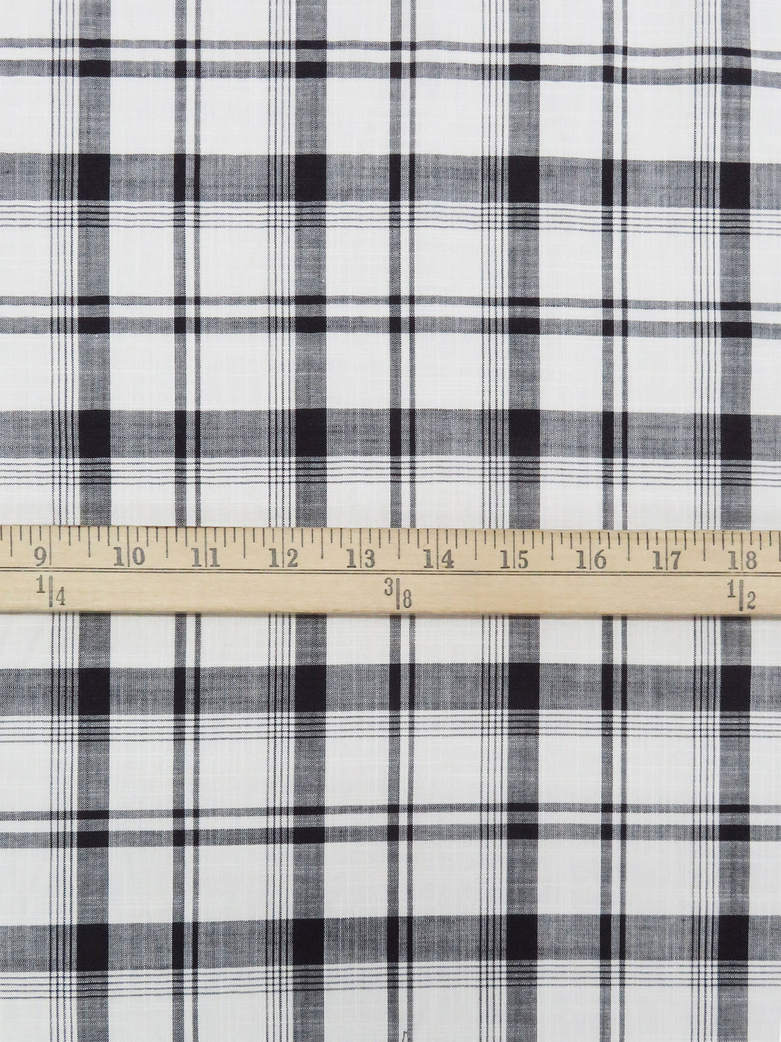 Eggshell/Black Cotton/Rayon Yarn-Dyed Plaid Shirting 60W