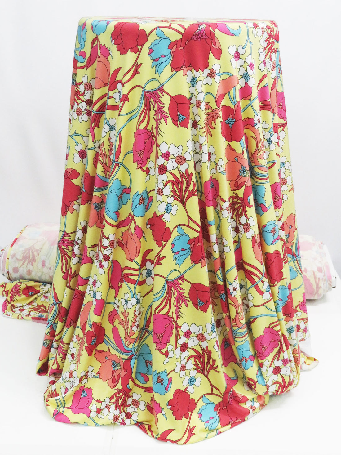 Pale Canary/Cardinal Red/Bright Moonstone Blue/Multi Polyester/Lycra Floral Print FTY Knit 56W