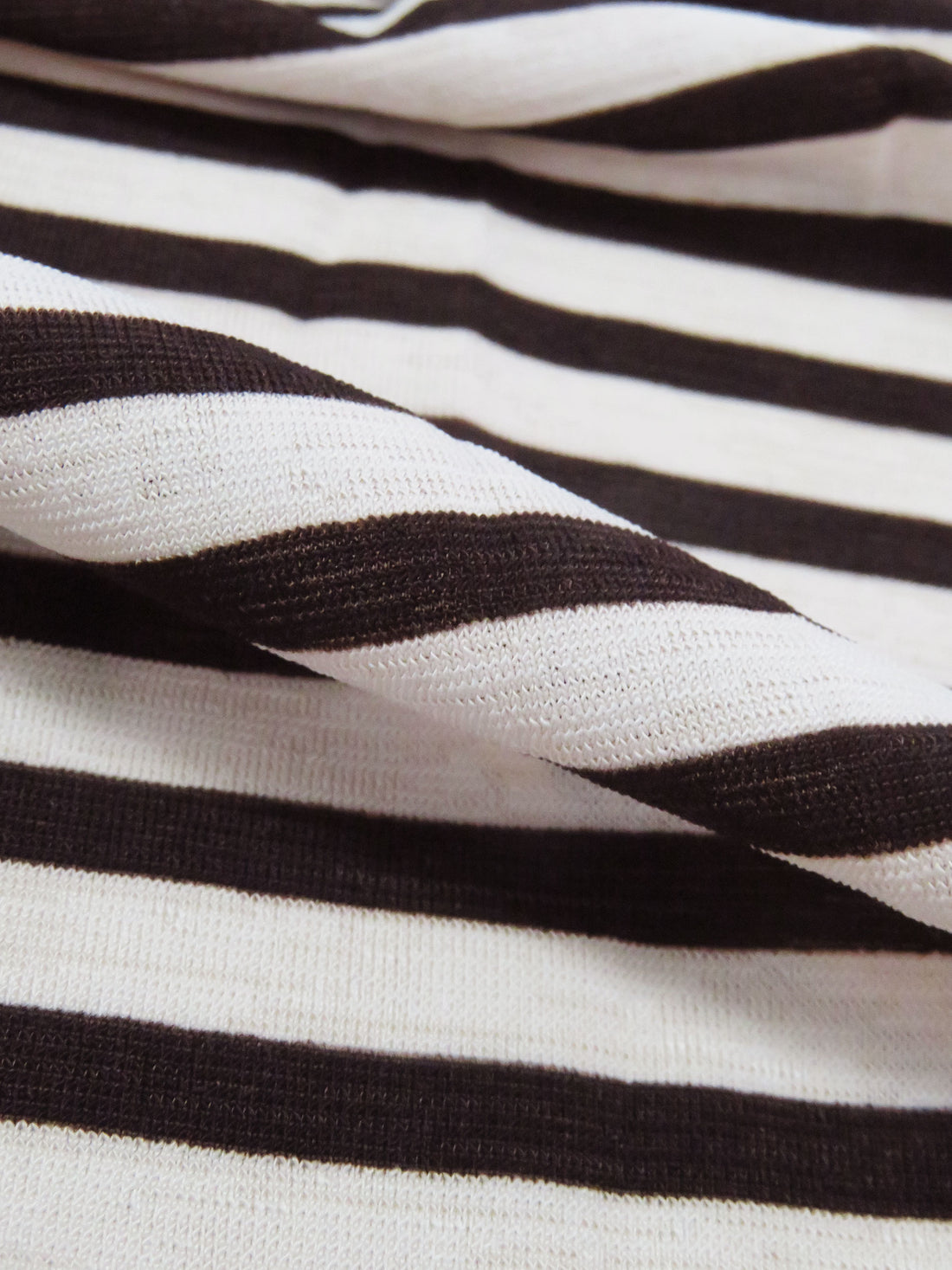 Midnight Espresso/Pale Ballet Pink Polyester/Lycra Horizontal Stripe Print Slubbed Knit 54W