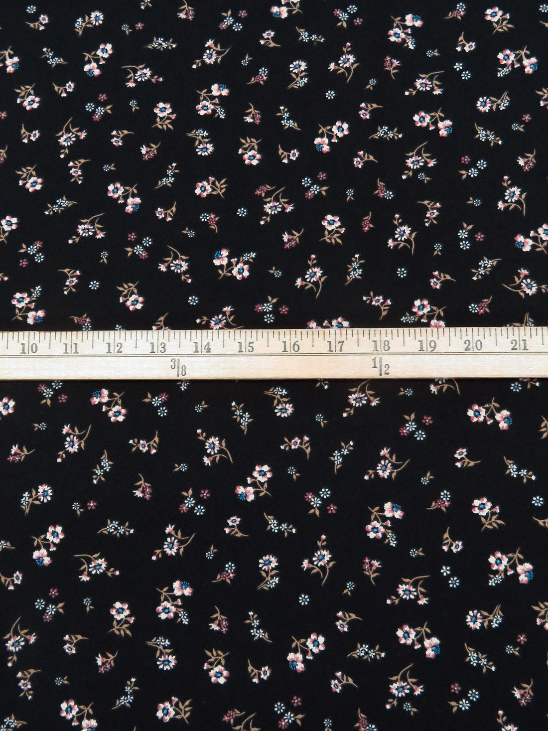 Black/Mauve Pink/Multi 100% Polyester Small Floral Print Crepe Blouse Weight Woven 58W