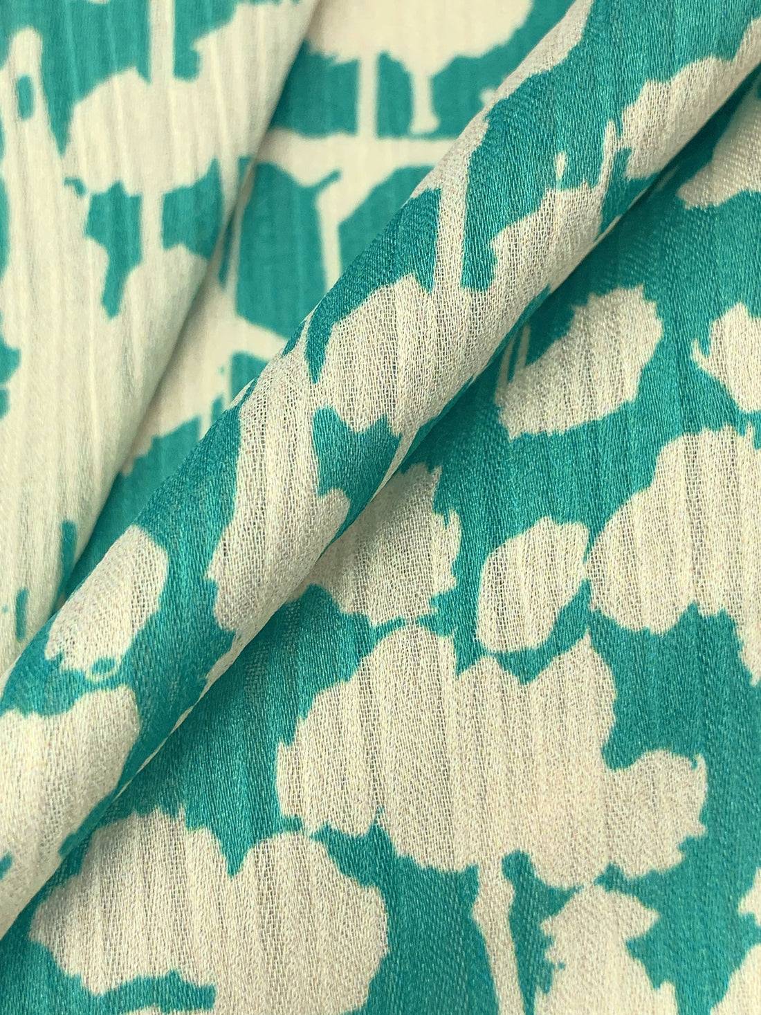 Teal/Cream 100% Polyester Abstract Floral Print Satin-Faced Crinkle Chiffon 56W