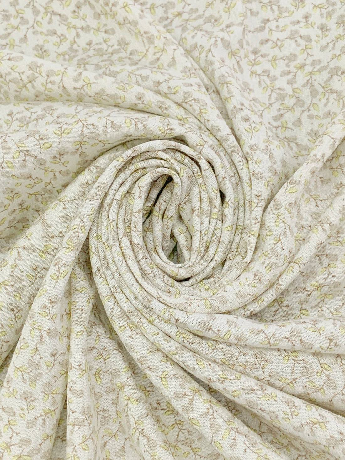Pale Vanilla/Yellow/Taupe 100% Rayon Ditsy Floral Print Crinkle Challis 52W