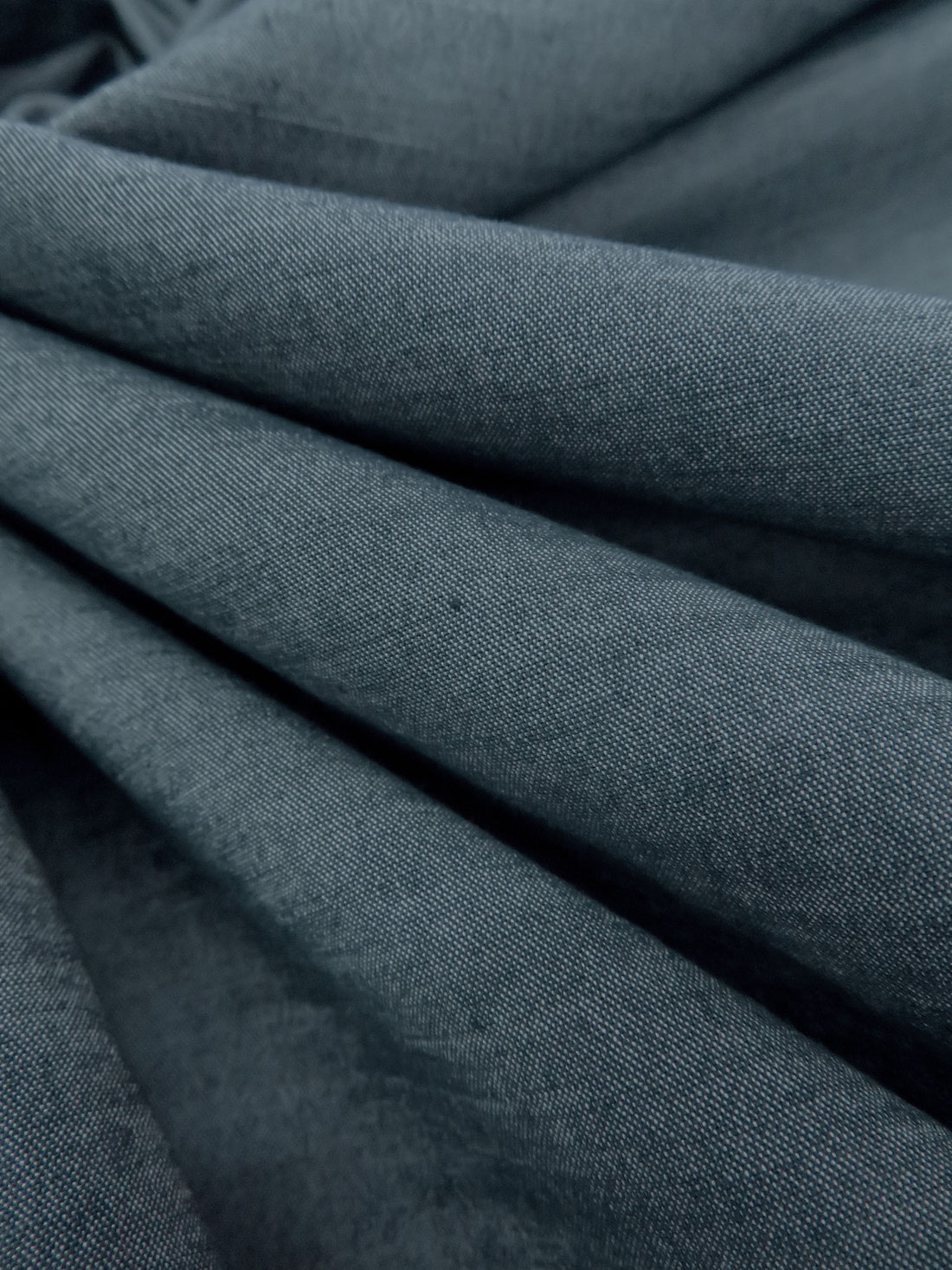 Iron Head Flower/Pearl Polyester/Rayon/Lycra Chambray-Look Double-Faced Satin - NY Designer - 54W