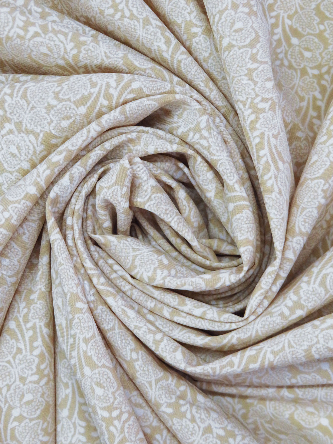 Light Burlywood/White Polyester/Lycra Stylized Floral Print Blouse Weight Woven 58W