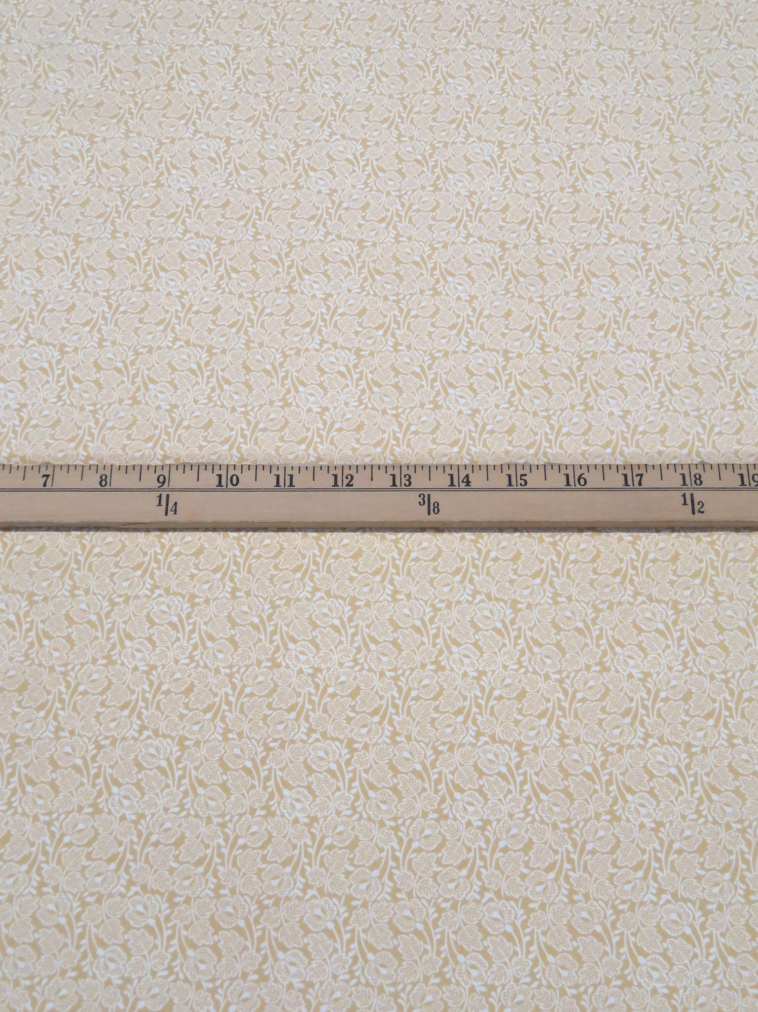 Light Burlywood/White Polyester/Lycra Stylized Floral Print Blouse Weight Woven 58W