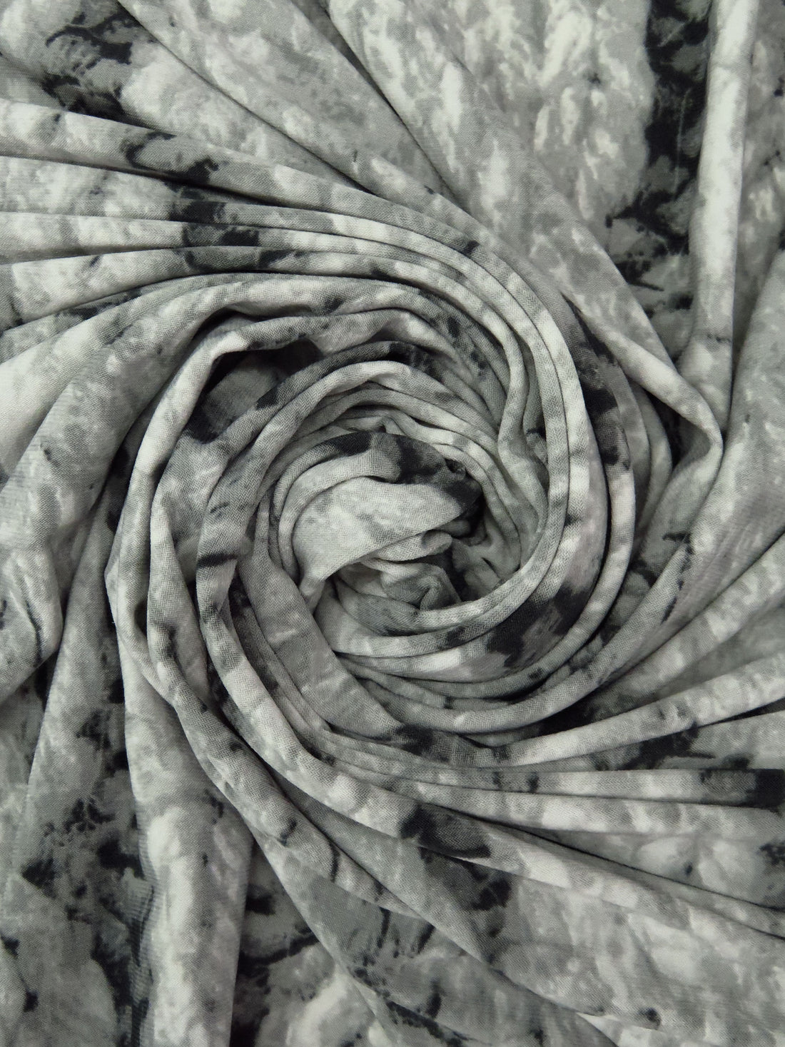 Light Gray/Ash Gray/Gunmetal Polyester/Lycra Large Cable Knit Print ITY Knit - Norma Kamali - 57W