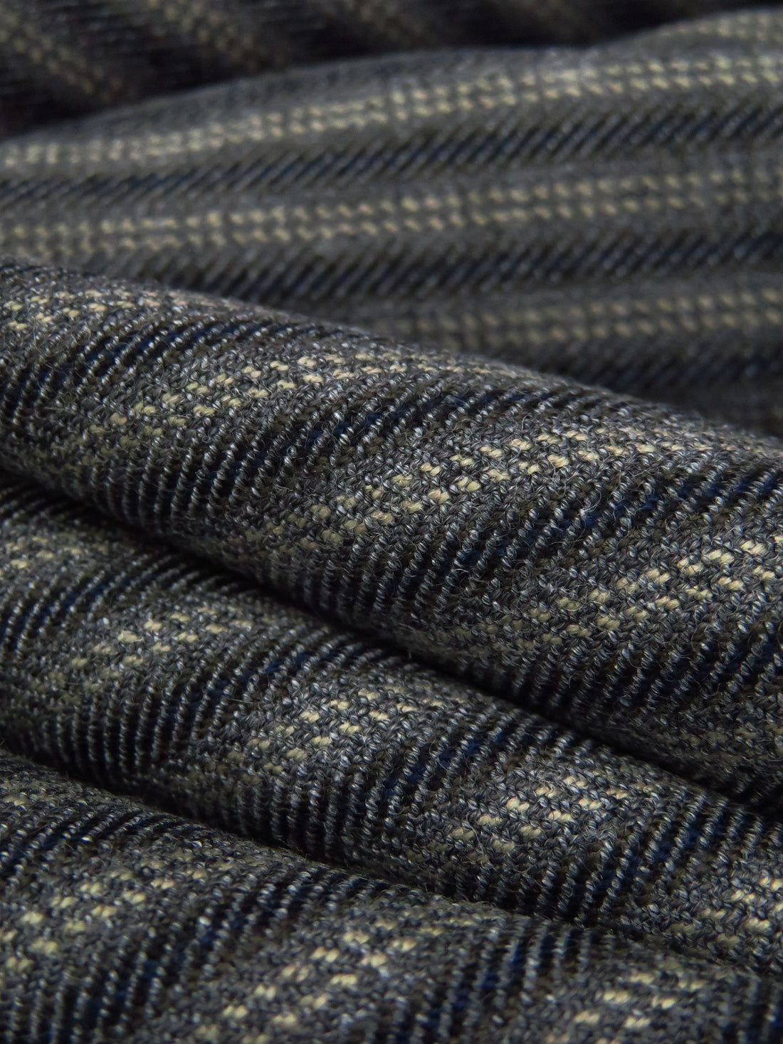 Onyx/Sand/Midnight Navy/Multi Worsted Wool/Polyester Horizontal Stripe Yarn-Dyed Flannel Suiting - NY Designer - 59W