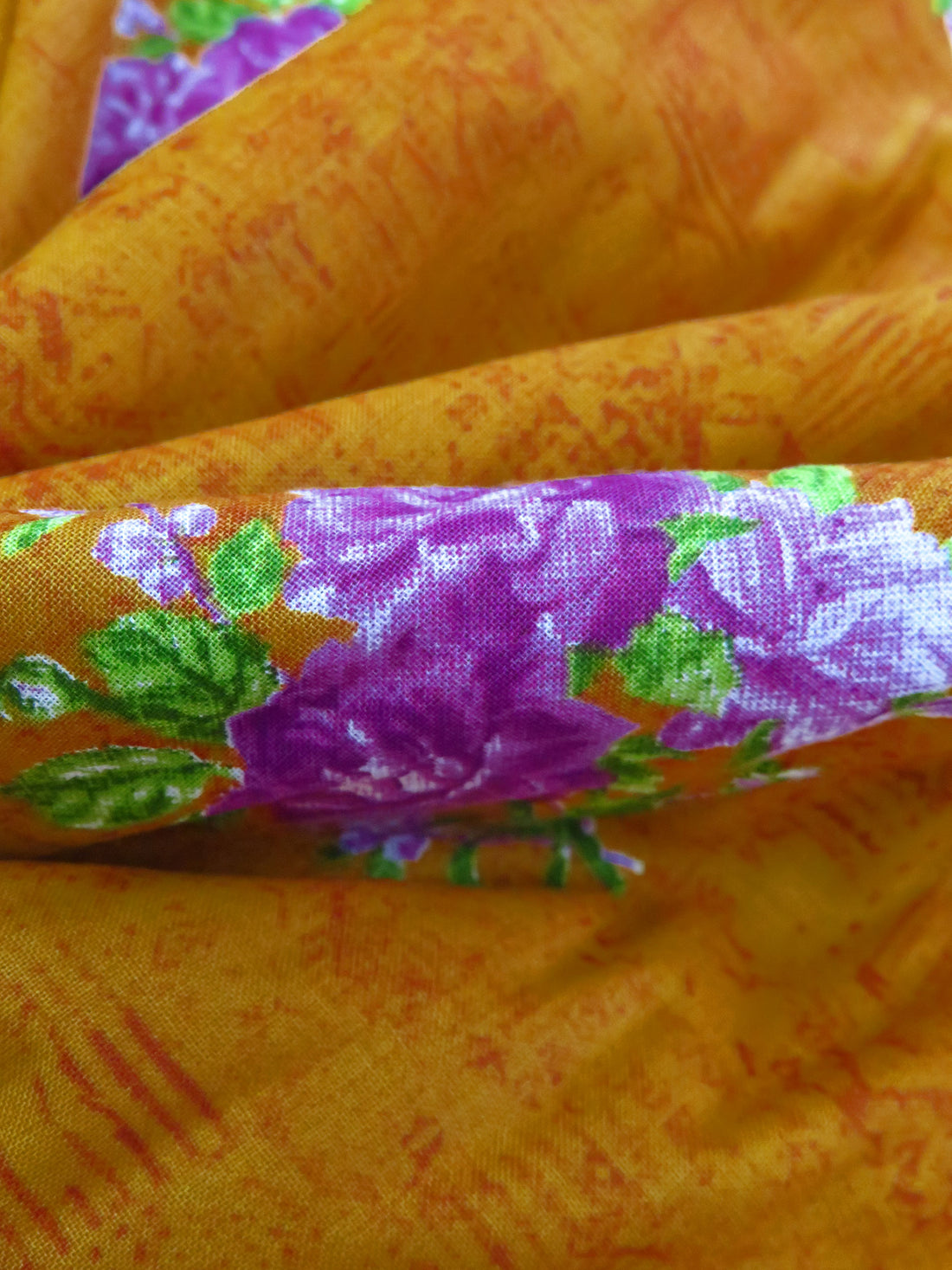 Dark Harvest Gold/Plum/Bud Green/Multi 100% Cotton Floral Print Lawn 42W