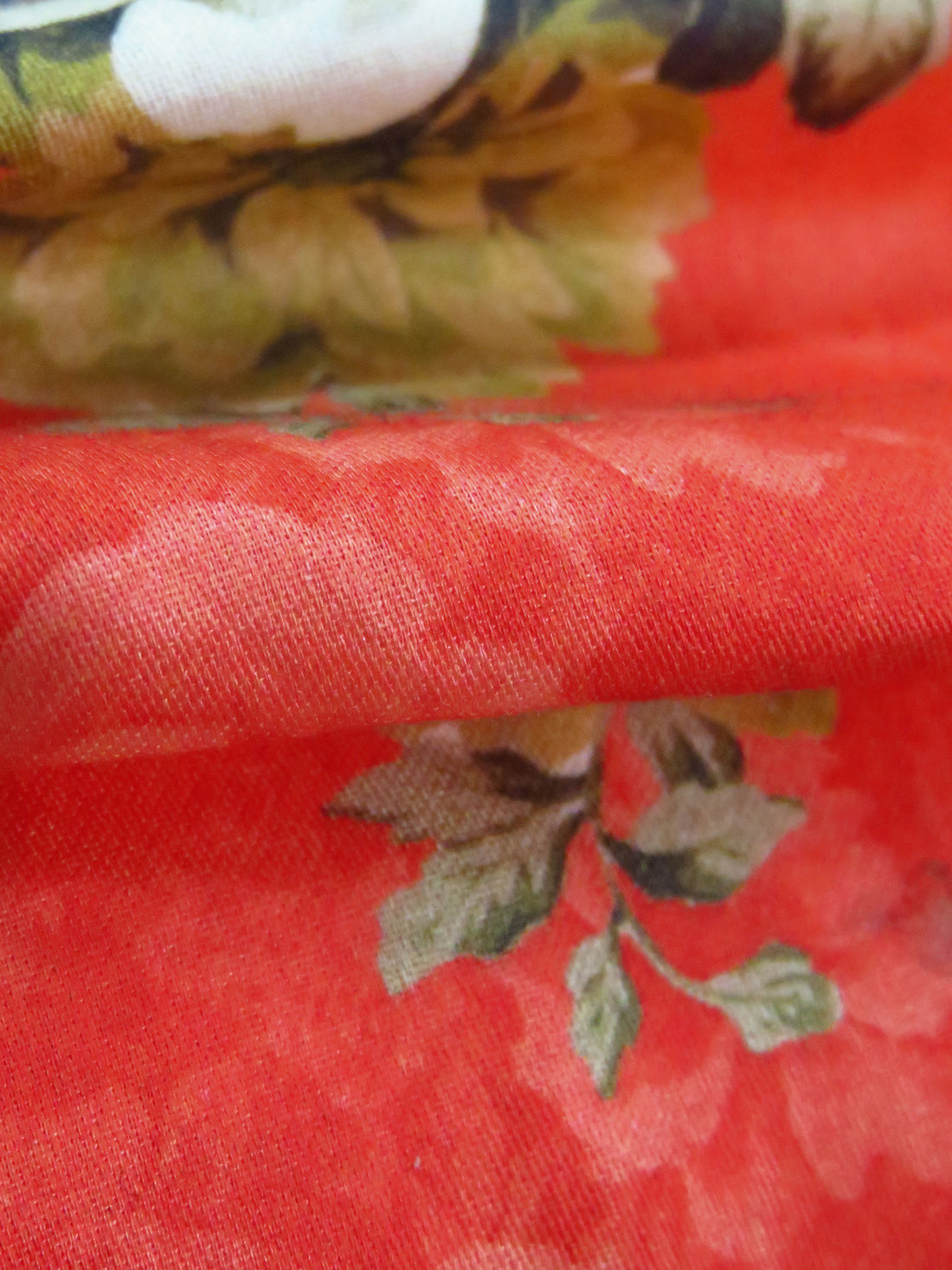 Vermillion/Bistre Brown/Ecru/Multi 100% Cotton Floral Sateen Shirting 42W