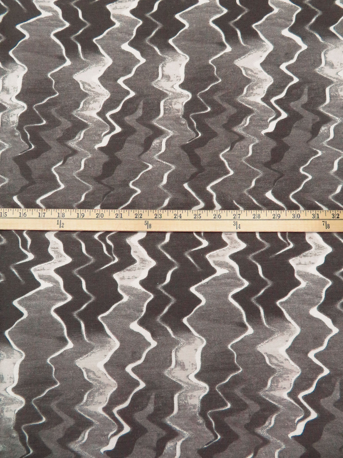 Deep Caviar/Iron/White 100% Linen Abstract Zigzag Print Canvas 56W