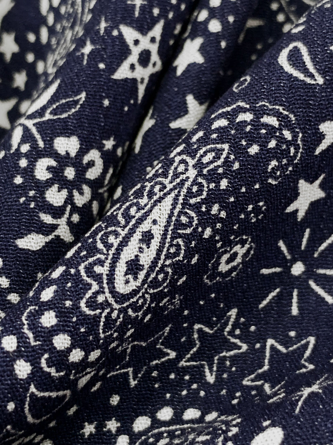 Navy/White 100% Rayon Cosmic Paisley Print Crinkle Challis 52W