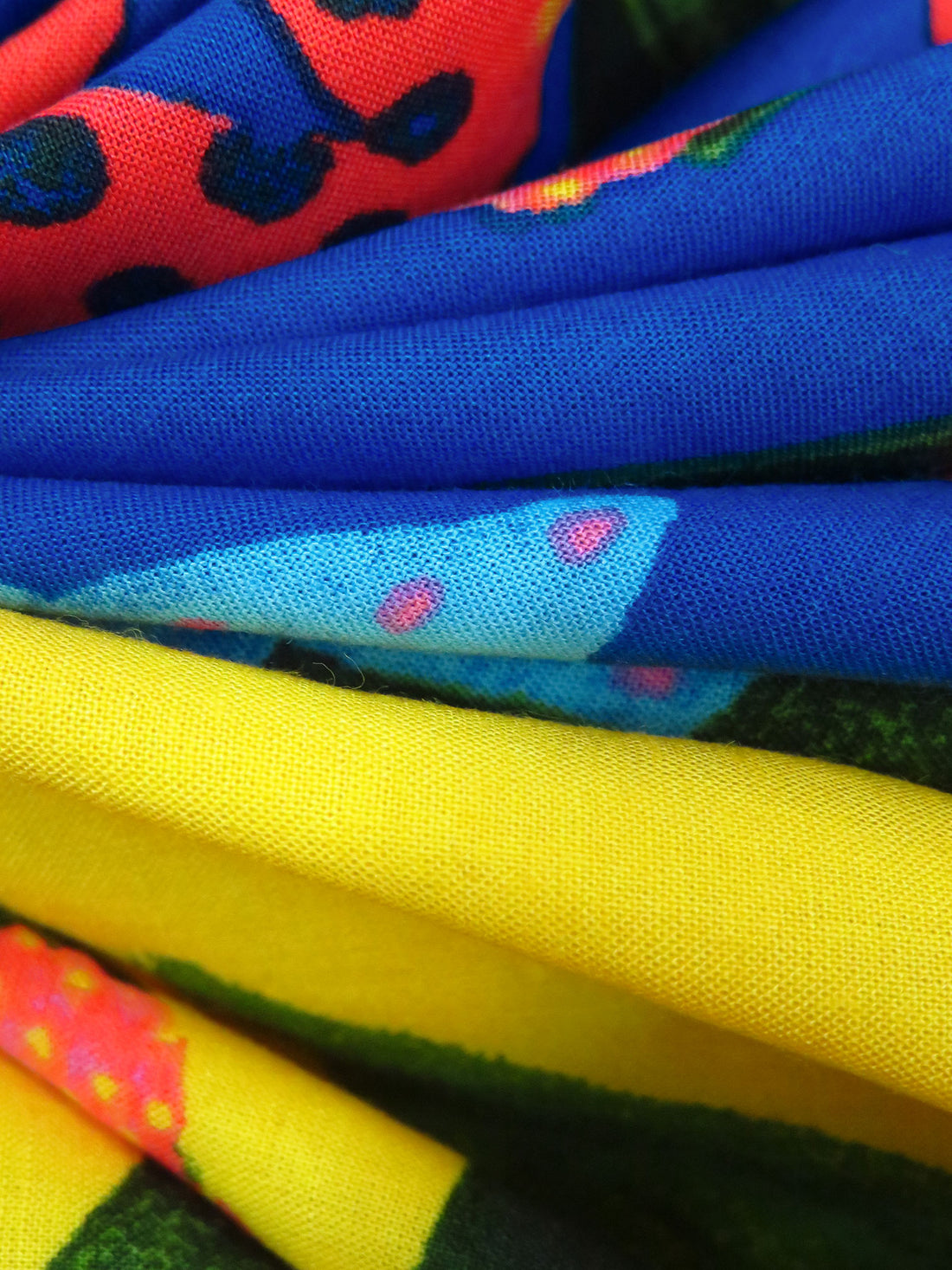 Yellow/Egyptian Blue/Cinnabar/Multi 100% Rayon Abstract Tropical Print Challis - NY Designer - 50W