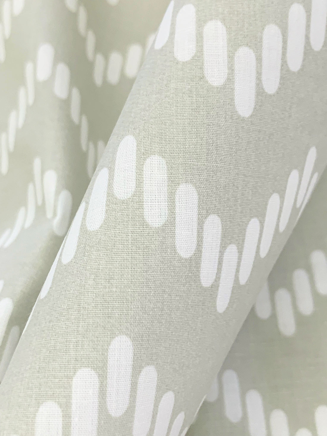 Stone Gray/White Polyester/Cotton Chevron Print Broadcloth 58W