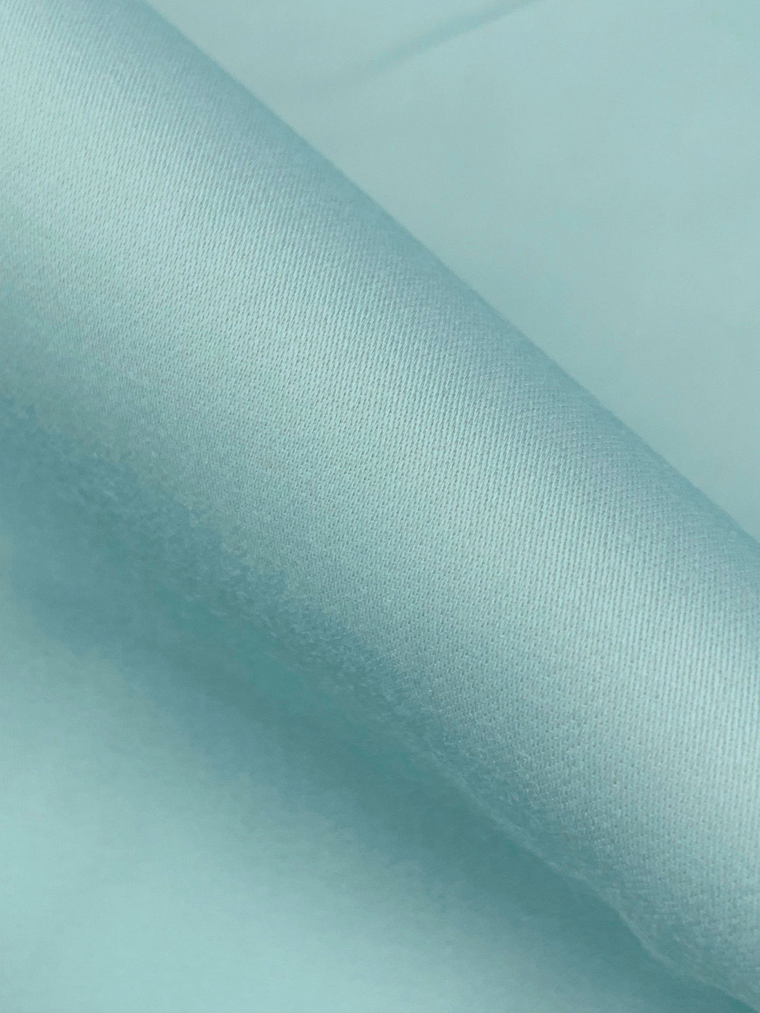 Ocean Mist 100% Cotton Sateen Shirting 56W