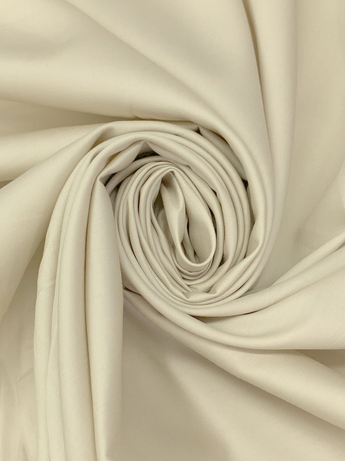 Pale Khaki 100% Cotton Sateen Shirting 56W