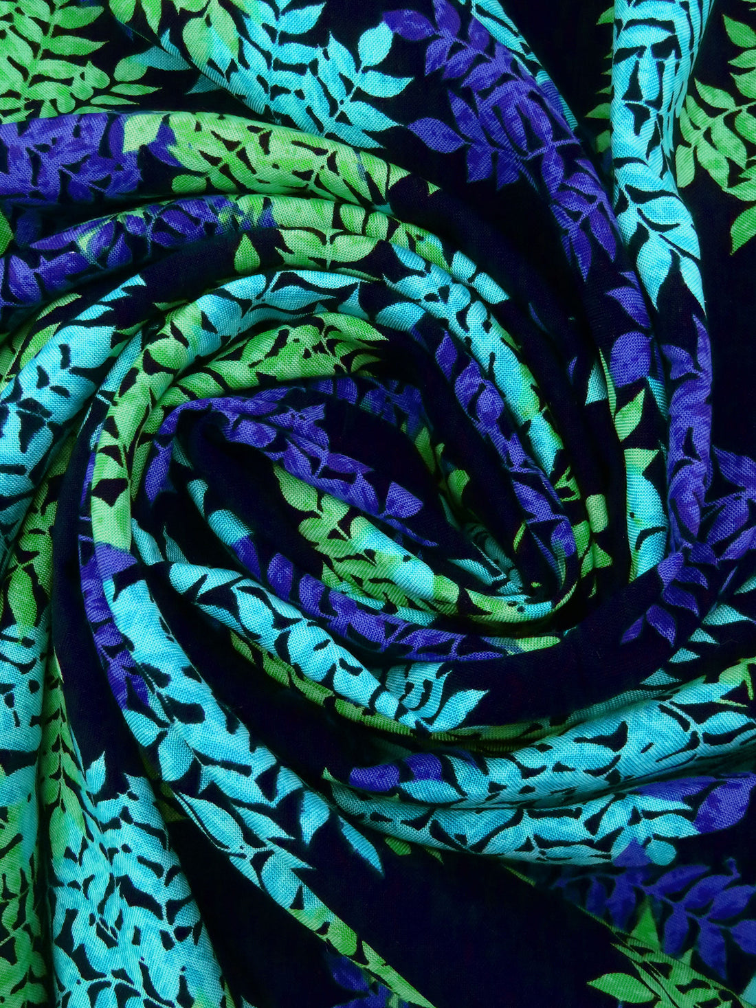 Dark Midnight Blue/Caribbean Blue/Pastel Green/Multi 100% Rayon Leafy Bunch Print Challis 43W