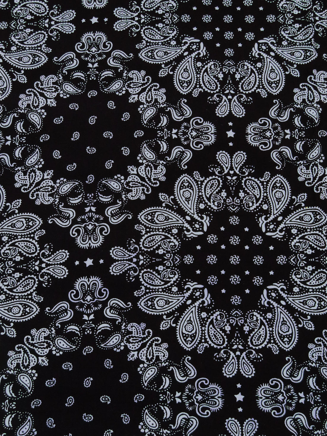 Black/Pale Slate Gray 100% Rayon Paisley Diamond Print Challis 44W