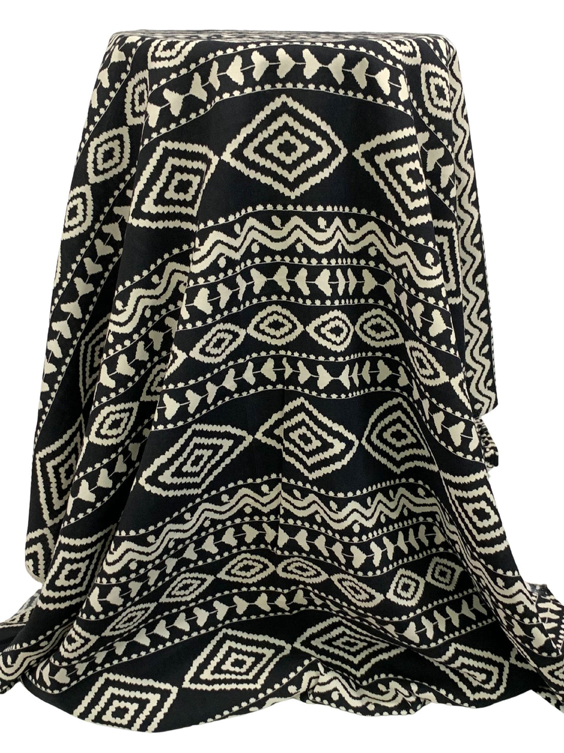 Black/Alabaster 100% Rayon Southwest Print Challis 43W