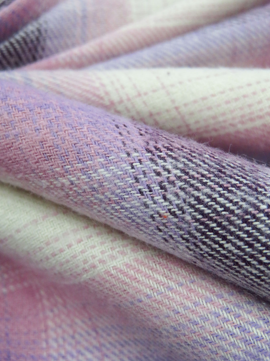 Eggshell/Pink Pearl/Lilac/Dark Vienna Roast 100% Cotton Plaid Weave Flannel Shirting 62W