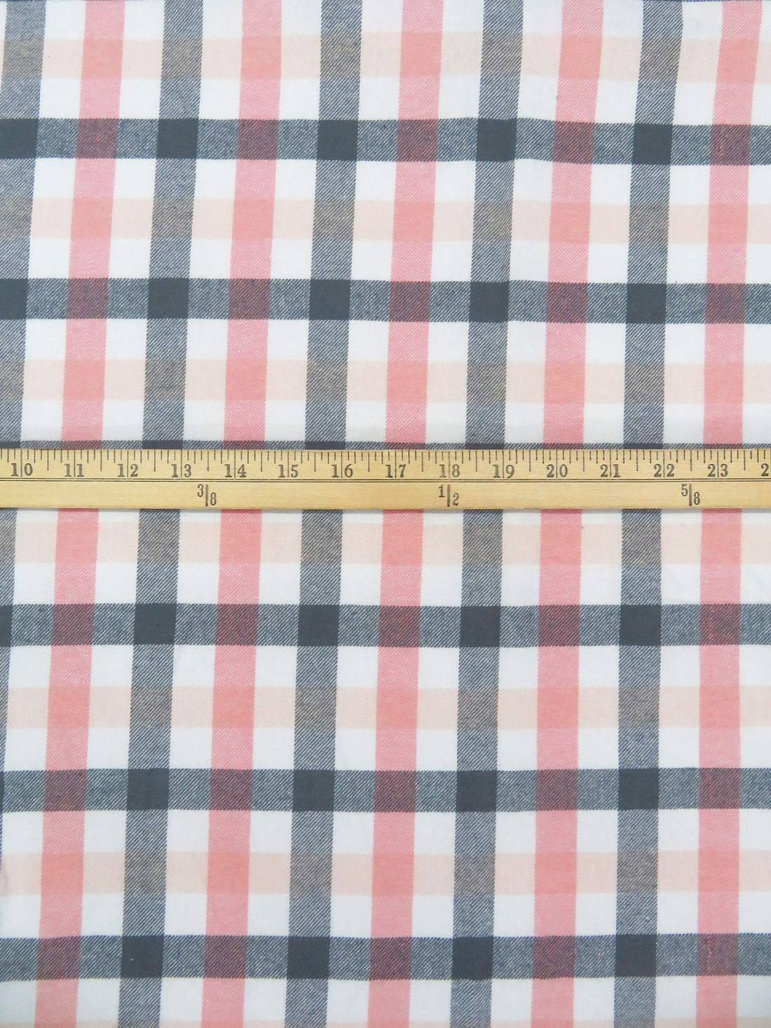 White/Pale Peach/Anchor Gray/Pale Salmon 100% Cotton Plaid Weave Yarn-Dyed Flannel Shirting 54W