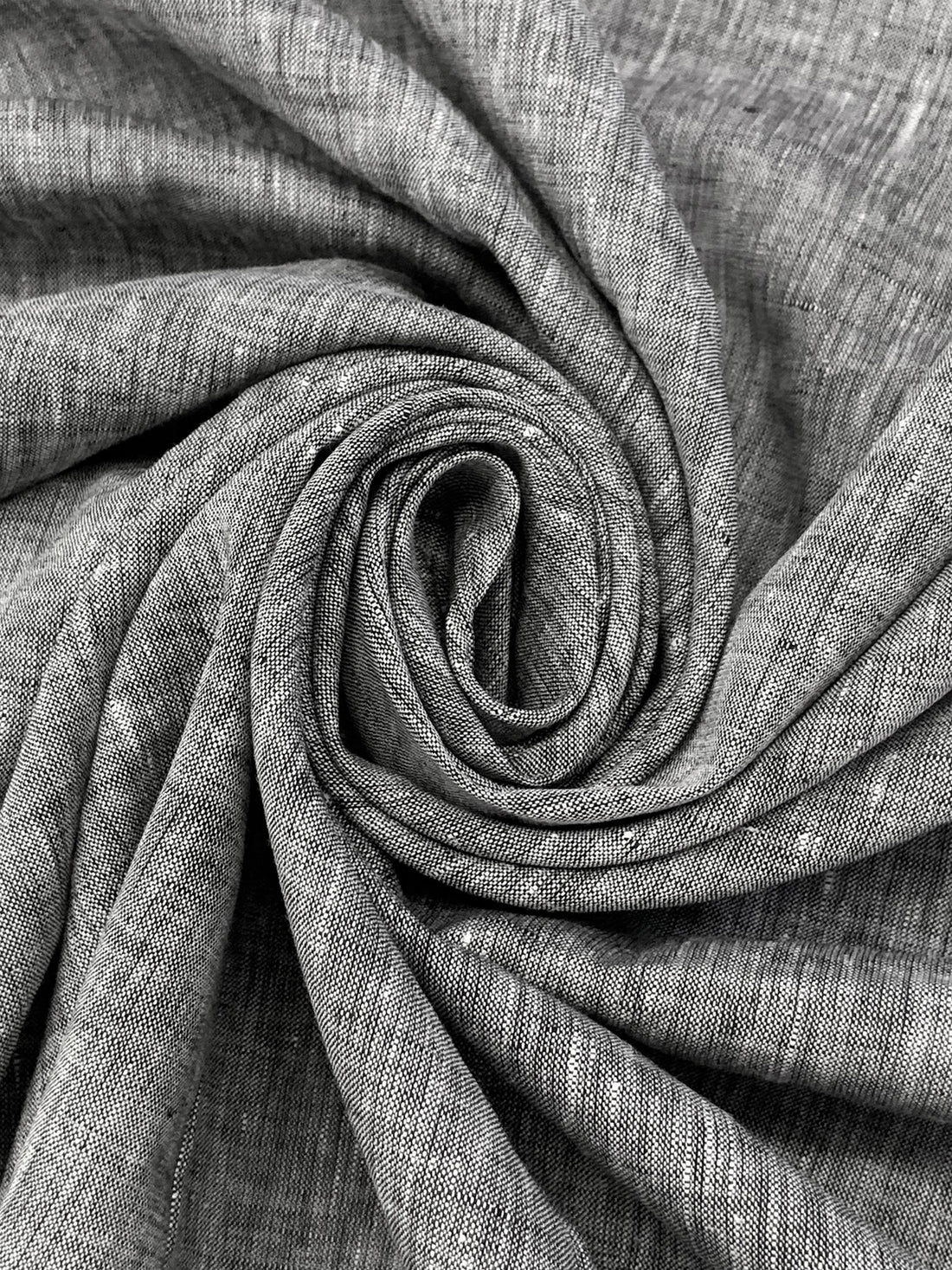 Black/White 100% Linen Light-Weight Yarn-Dyed Chambray Linen 58W