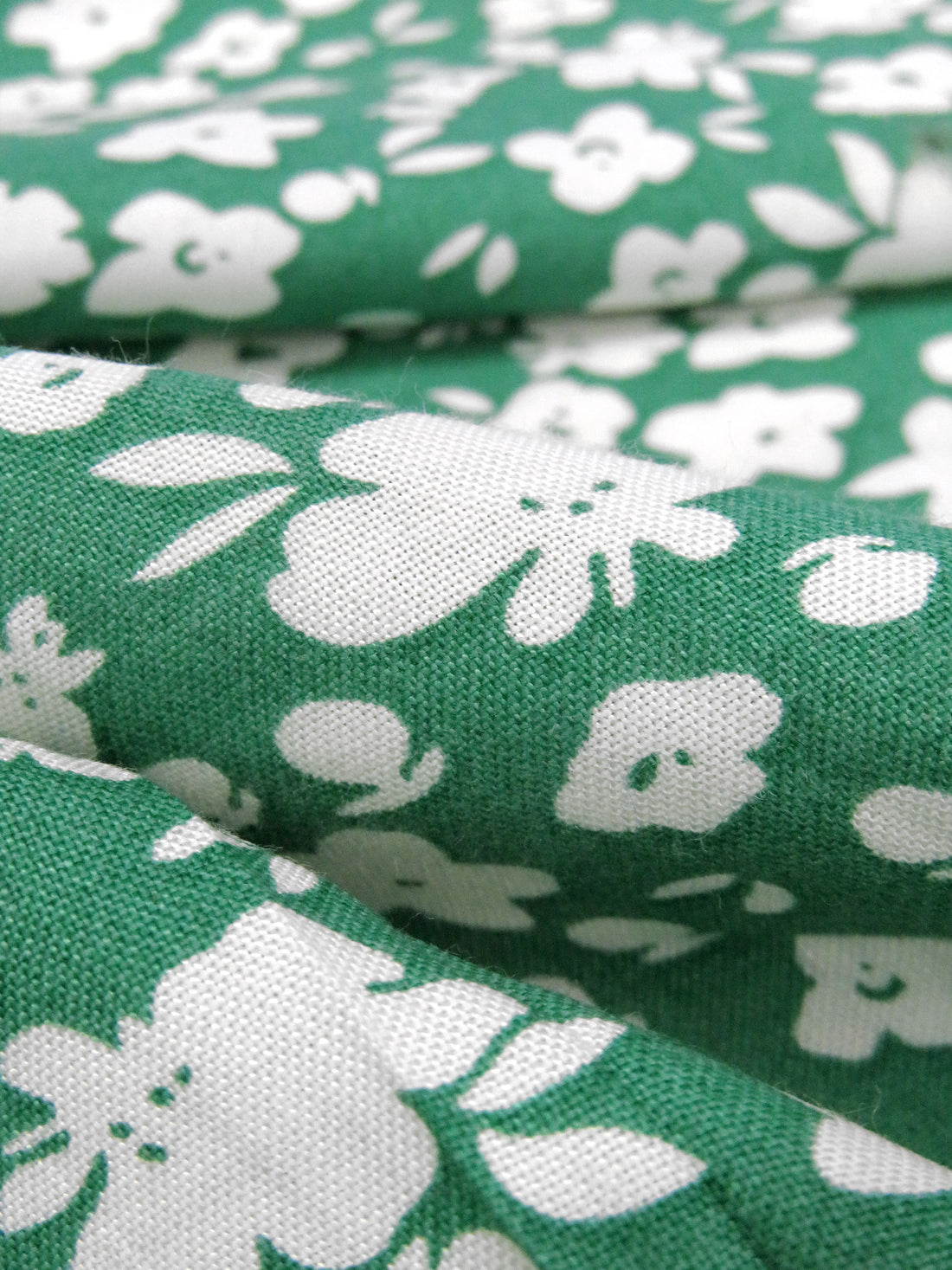 Emerald/White 100% Rayon Floral Print Challis 58W