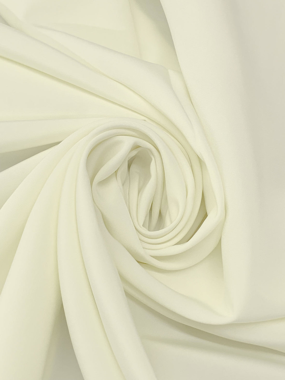 Ivory 100% Polyester Tuscany Wide Lining - Robert Kaufman - 58W