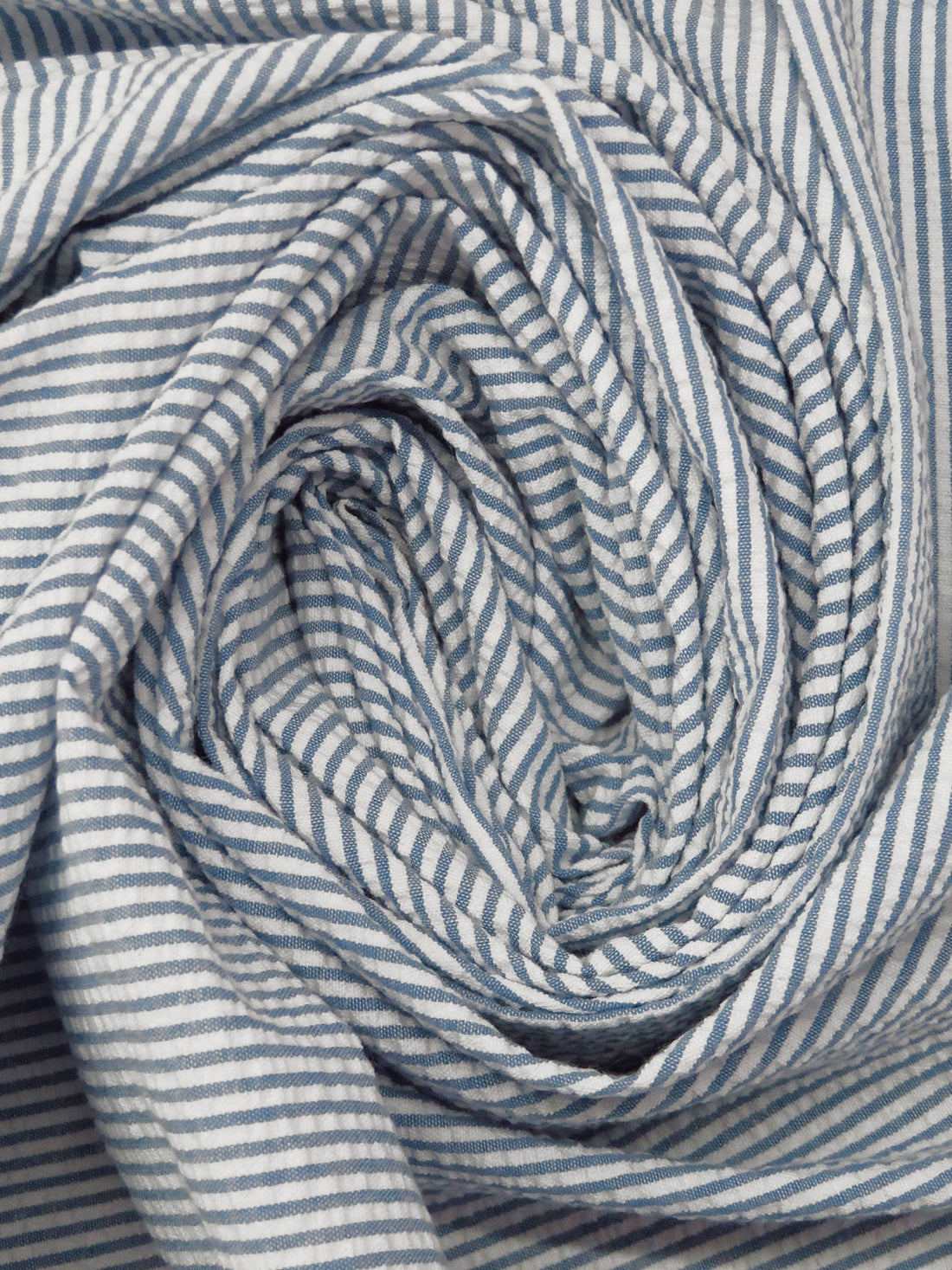 Slate Blue/White Cotton/Polyester Vertical Stripe Weave Seersucker Shirt Weight Woven - Robert Kaufman - 57W