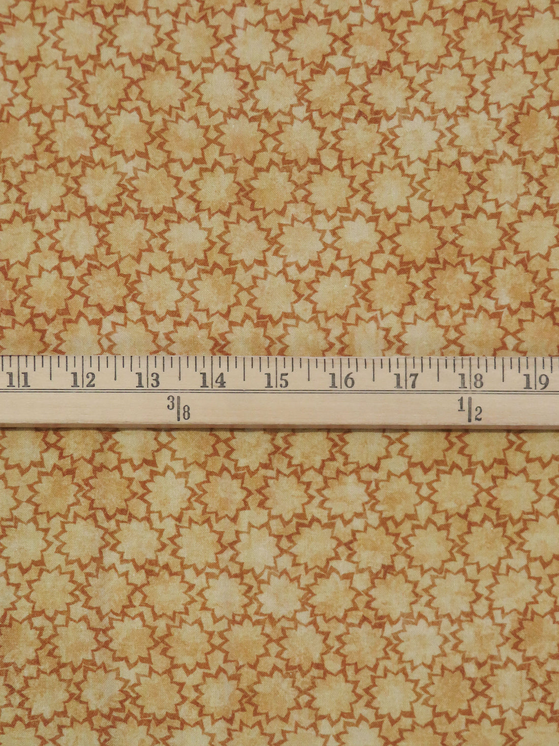 Dried Chamomile/Cinnamon Brown/Graham Cracker 100% Cotton Tuscan Reflection Floral Texture Print Quilt Weight Woven 43W