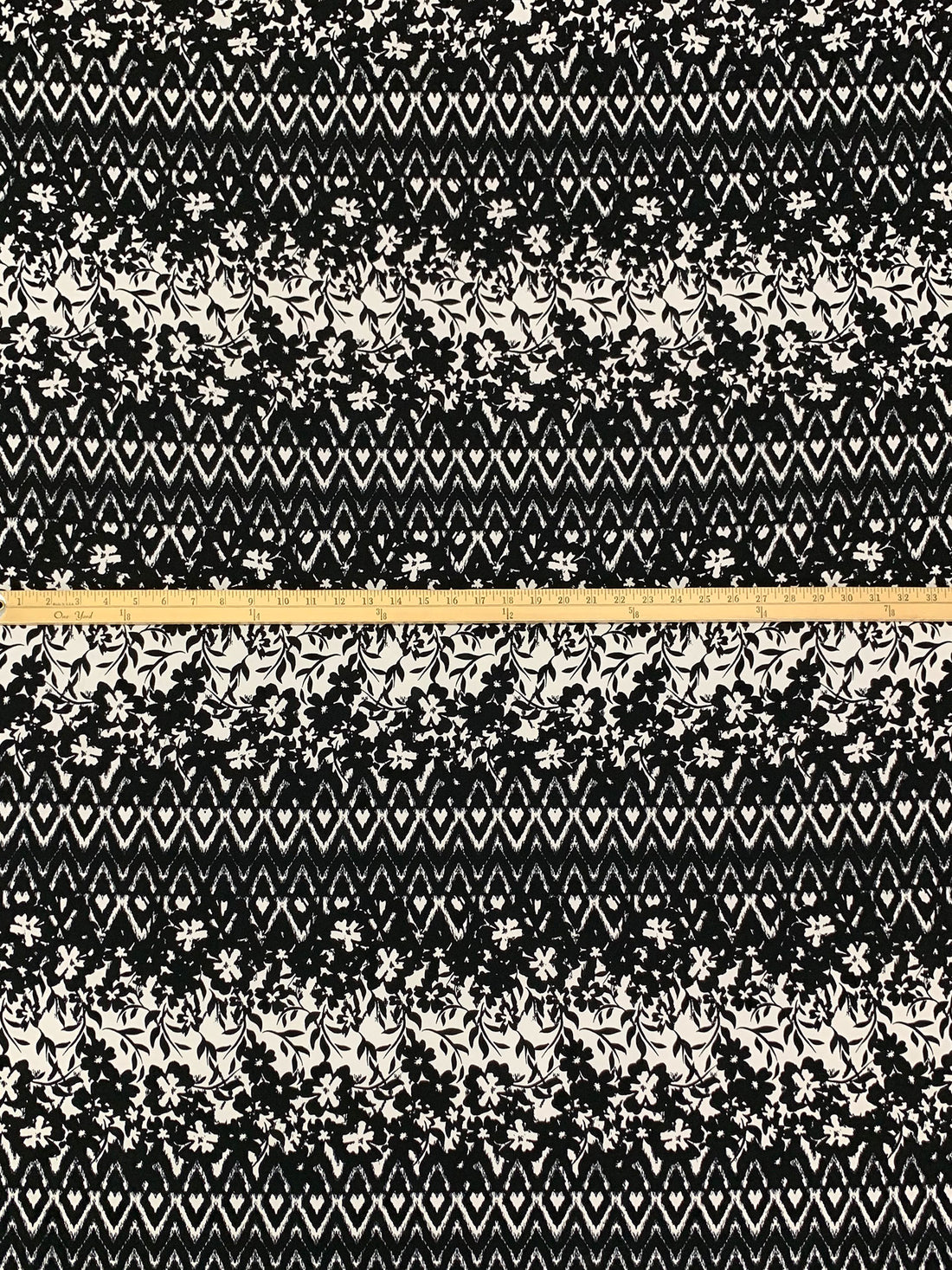 Black/Off-White Polyester/Lycra Horizontal Geometric Silhouette Floral Print ITY Knit 61W