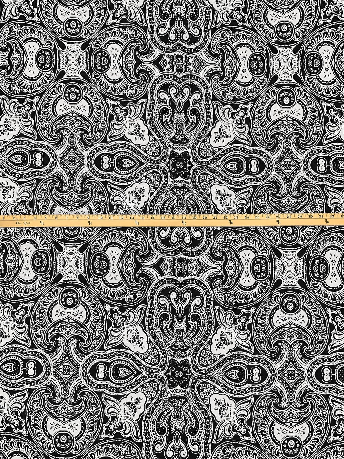 Black/White Polyester/Lycra Ornate Print ITY Knit 60W