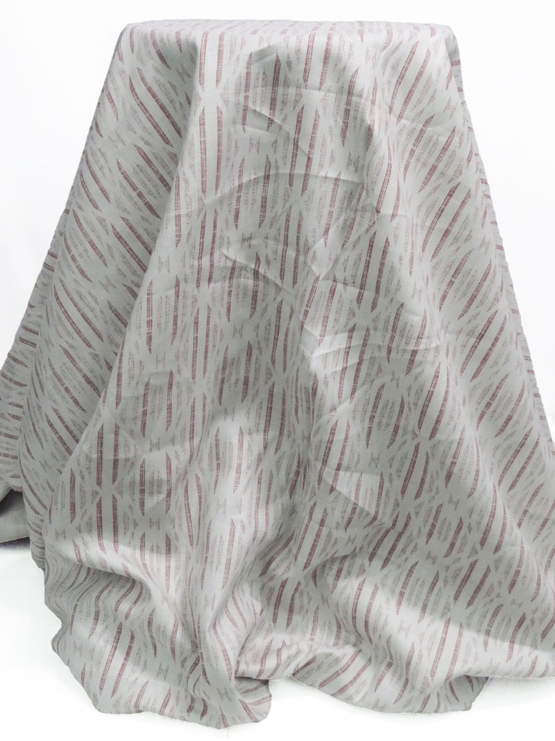 Pale Gray/Maroon 100% Linen Weathered Diamond Print Shirting 56W