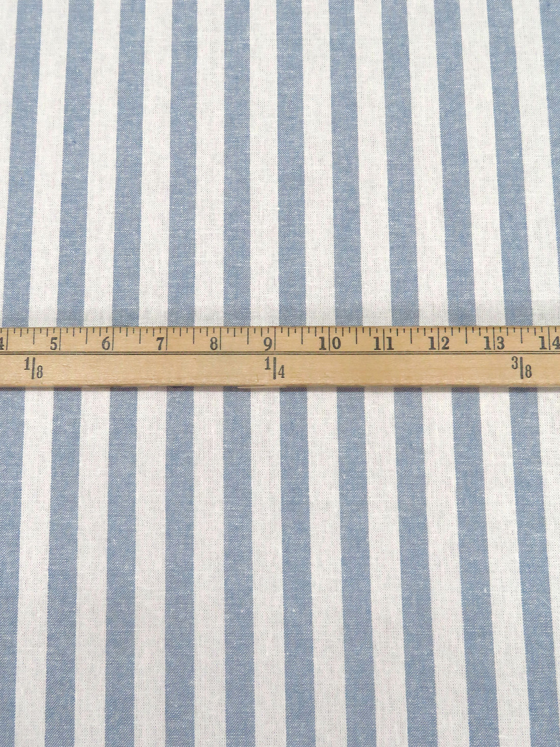 Daisy White Linen/Cotton Vertical Stripe Weave Essex Yarn-Dyed Woven - Robert Kaufman - 44W