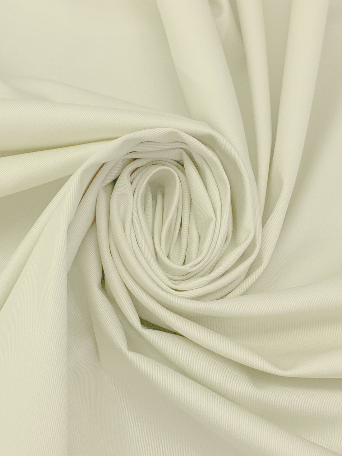 Ivory Cotton/Polyurethane/Lycra Jetsetter Stretch Twill - Robert Kaufman - 51W