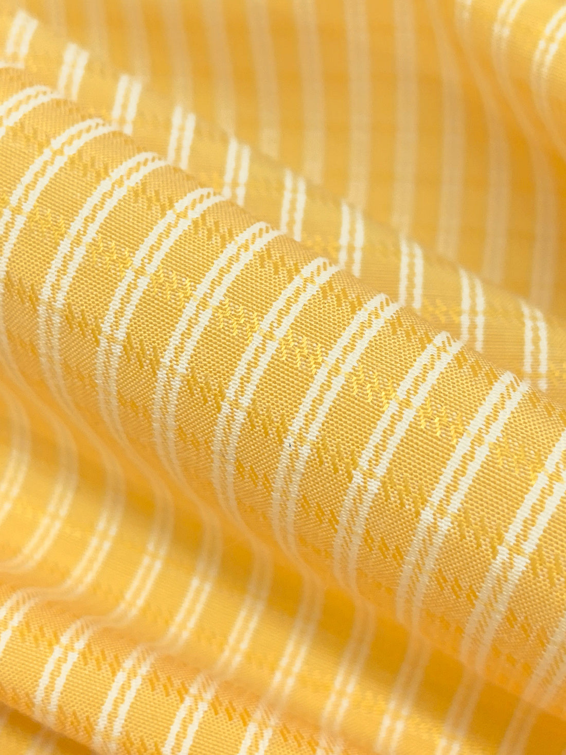 Maize/White Cotton/Polyester Vertical Novelty Stripe Shirting 60W