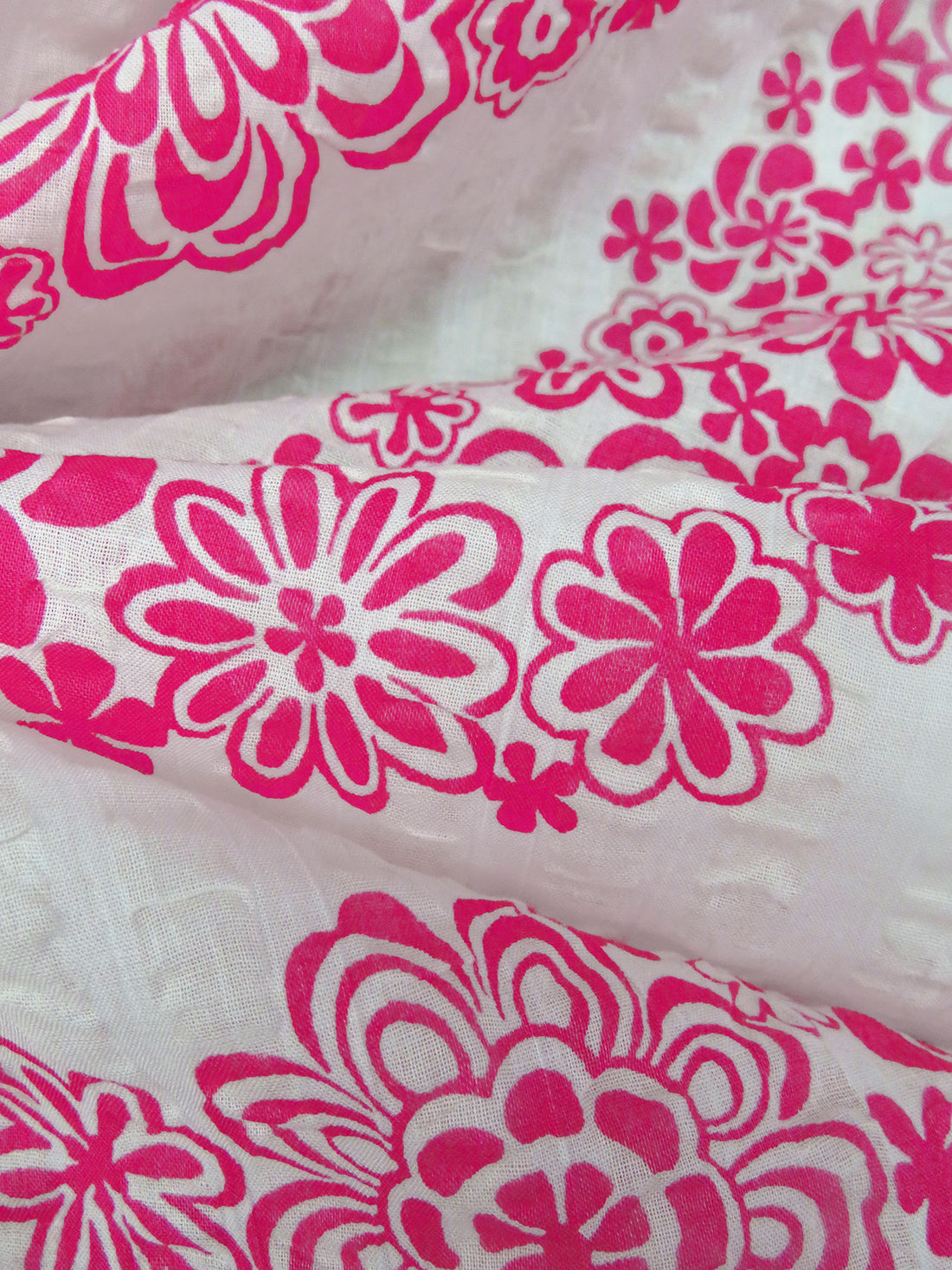 Cerise Pink/White 100% Cotton Paisley Shaped Floral Print On Wide Seersucker Vertical Stripe Voile - Tori Richard - 47W