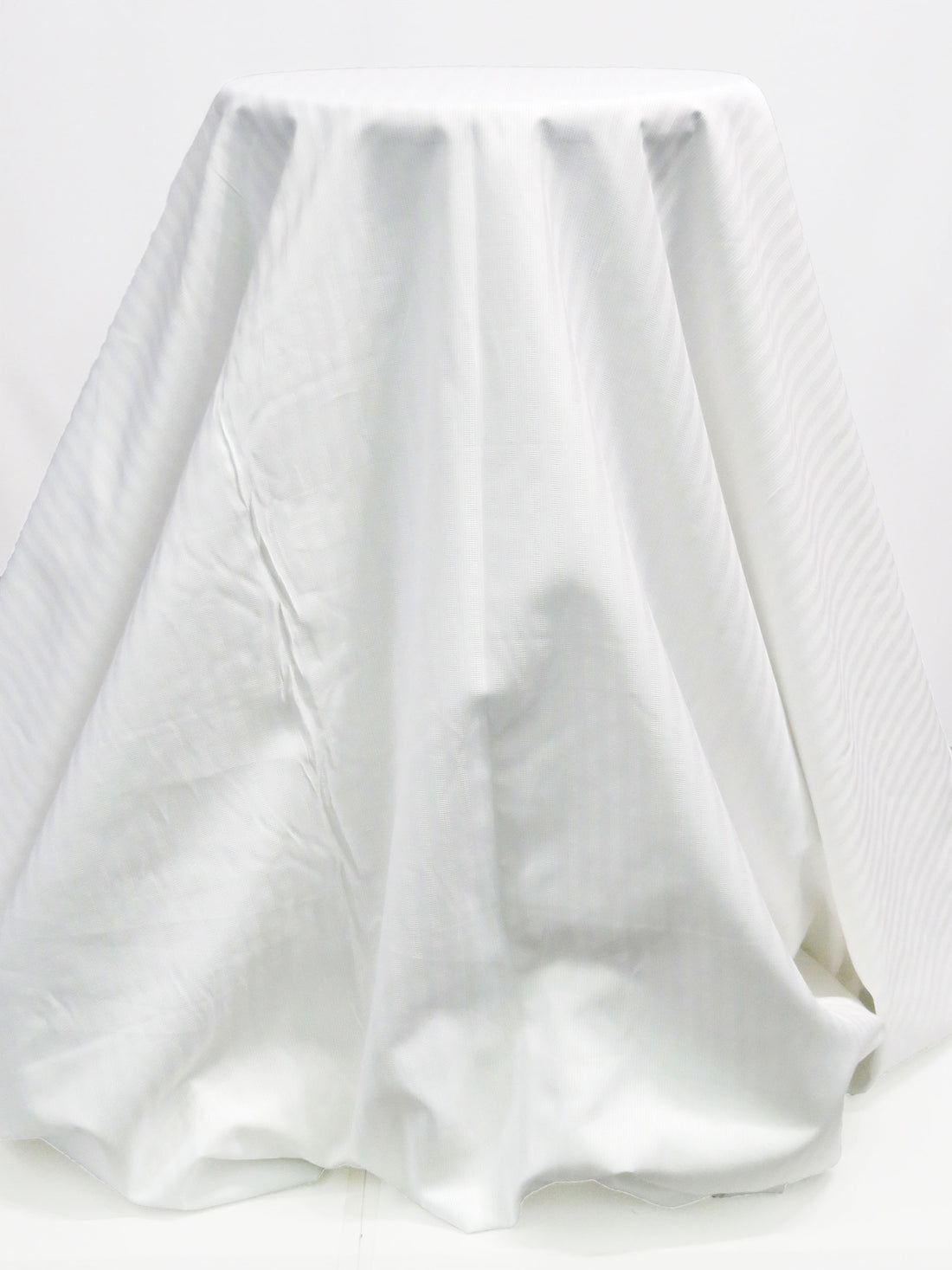 White Cotton/Polyester Vertical Corded Stripe Shirting 58W