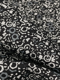 Muted Black/White/Gray 100% Cotton Abstract Print Poplin Shirting - Robert Kaufman - 58W